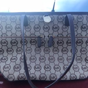 Michael Kors medium tote
